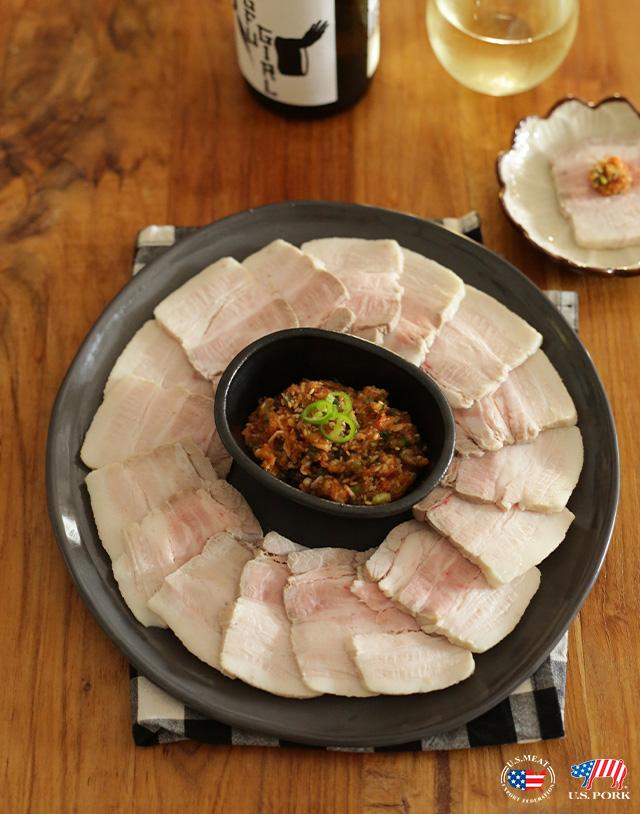 통삼겹 냉제육